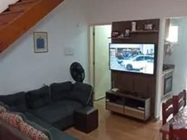 Sobrado com 90m² 2 quartos e 1 banheiro, à venda, no bairro Santana em Cotia