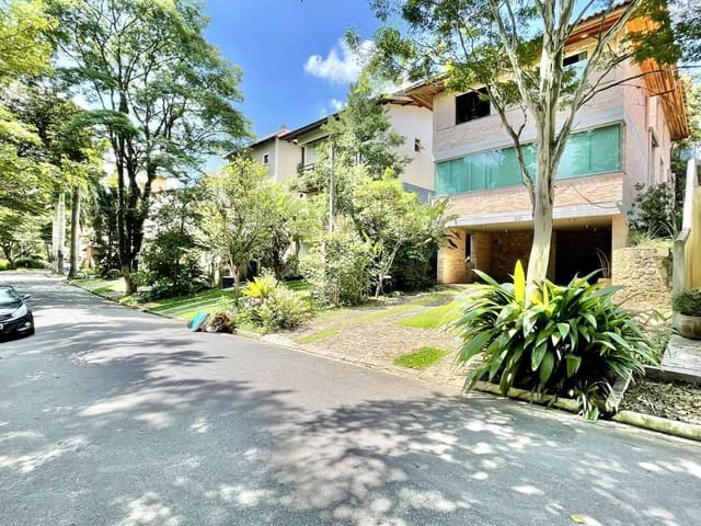 Foto do Sobrado - Sobrado com 4 dormitórios para alugar, 350 m² por R$ 9.257,00/mês - Jardim das Flores - Cotia/SP | Pitale Imóveis Ltda.