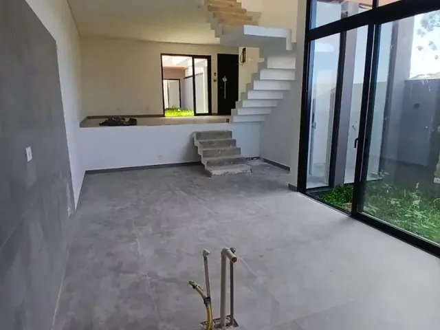 Casa com 159m² 3 quartos e 3 banheiros, à venda, no bairro Pilarzinho em Curitiba
