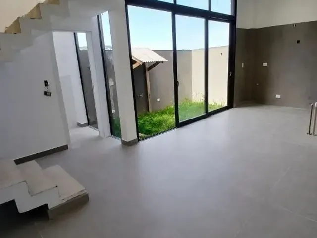 Sobrado com 159m² 3 quartos e 3 banheiros, à venda, no bairro Pilarzinho em Curitiba