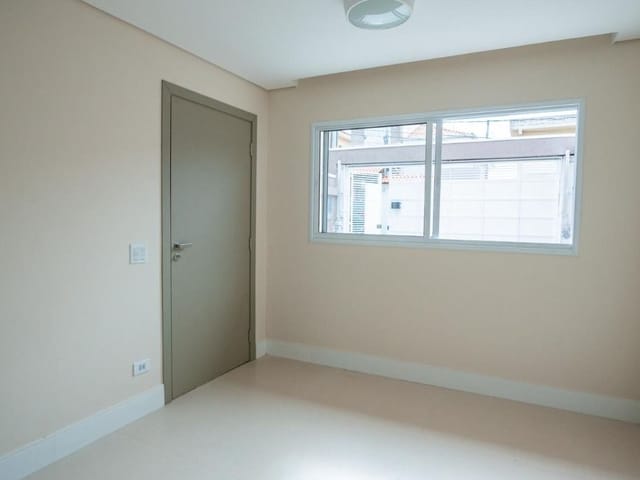 Sobrado com 135m² 3 quartos e 4 banheiros, à venda, no bairro Novo Osasco em Osasco