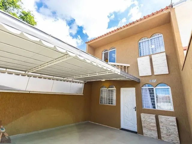 Sobrado com 79m² 3 quartos e 1 banheiro, à venda, no bairro Guaíra em Curitiba