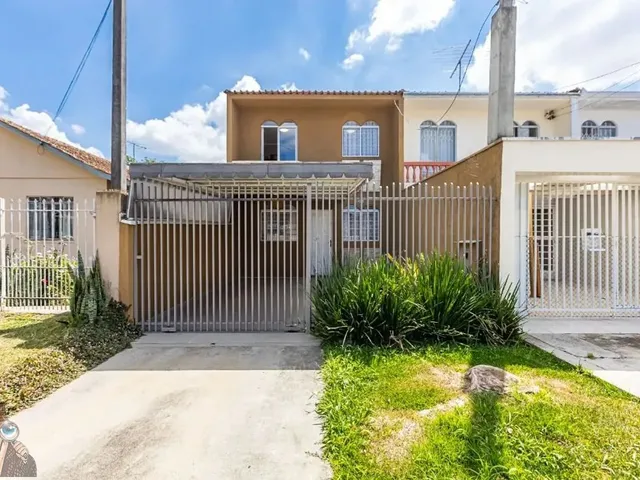 Sobrado com 79m² 3 quartos e 1 banheiro, à venda, no bairro Guaíra em Curitiba