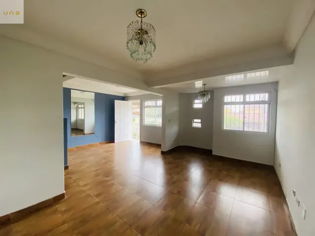 Sobrado 3 quartos e 5 banheiros, à venda, no bairro Rebouças em Curitiba