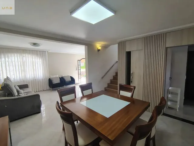 Casa com 196m² 3 quartos e 5 banheiros, à venda, no bairro Santa Quitéria em Curitiba