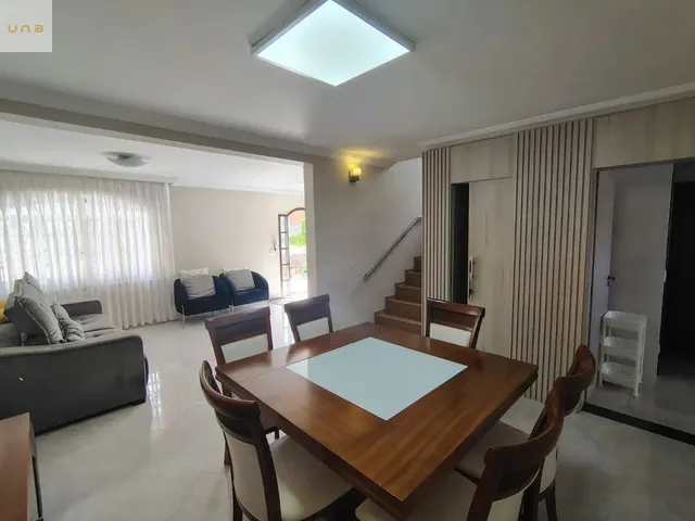 Sobrado com 196m² 3 quartos e 4 banheiros, à venda, no bairro Santa Quitéria em Curitiba