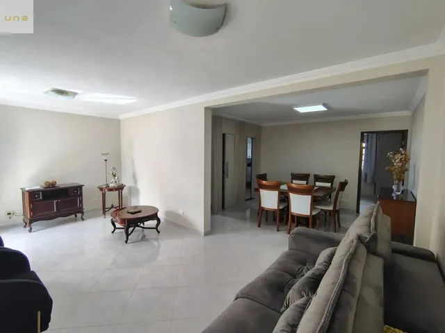 Sobrado com 196m² 3 quartos e 5 banheiros, à venda, no bairro Santa Quitéria em Curitiba