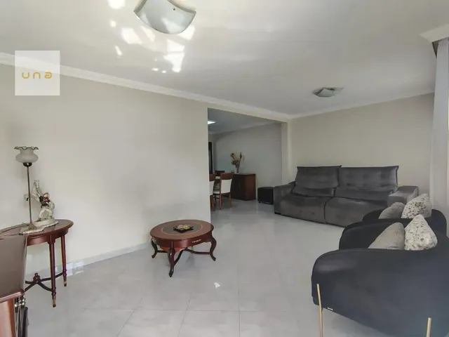 Sobrado com 196m² 3 quartos e 4 banheiros, à venda, no bairro Santa Quitéria em Curitiba