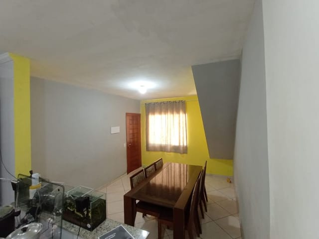 Sobrado com 127m² 2 quartos e 1 banheiro, à venda, no bairro Paisagem Casa Grande em Cotia