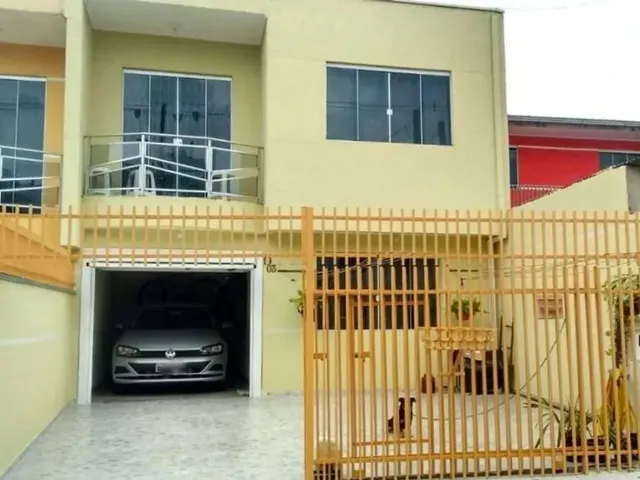 Sobrado 3 quartos e 2 banheiros, à venda, no bairro Sítio Cercado em Curitiba