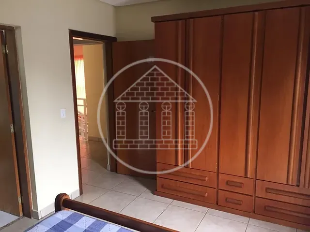 Sobrado com 369m² 4 quartos e 2 banheiros, à venda, no bairro Jardim São Caetano em São Caetano do Sul