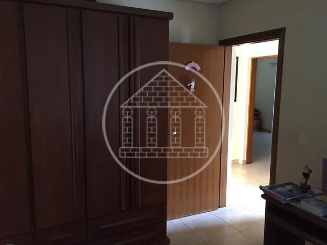 Sobrado com 369m² 4 quartos e 2 banheiros, à venda, no bairro Jardim São Caetano em São Caetano do Sul