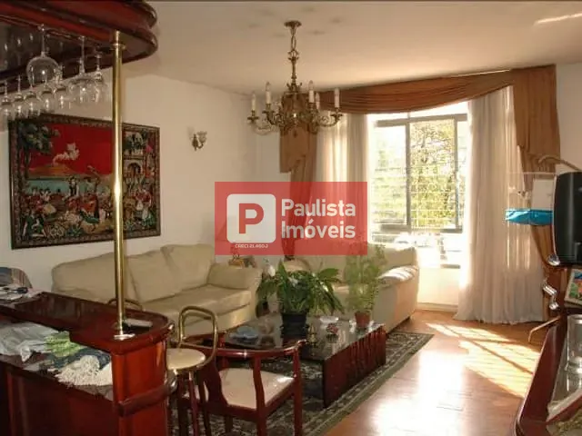 Sobrado com 270m² 3 quartos e 4 banheiros, à venda, no bairro Campo Belo em São Paulo
