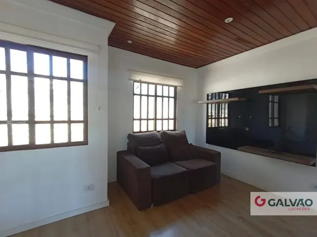Casa 2 quartos e 3 banheiros, para alugar, no bairro Atuba em Curitiba