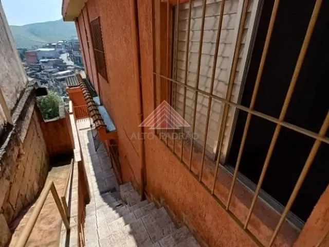 Sobrado com 125m² 3 quartos e 2 banheiros, à venda, no bairro Vila Feital em Mauá