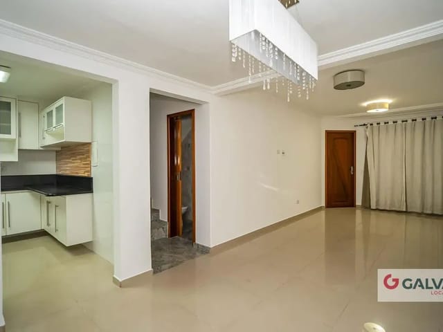 Sobrado 4 quartos e 4 banheiros, para alugar, no bairro Atuba em Curitiba