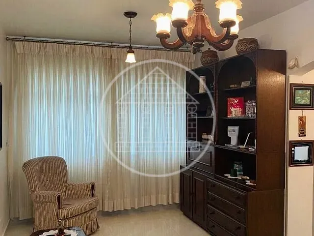 Sobrado com 250m² 4 quartos e 4 banheiros, à venda, no bairro Socorro em São Paulo