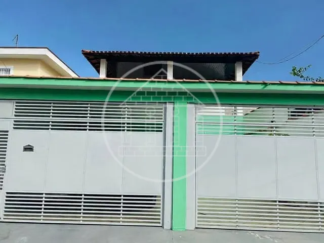 Sobrado com 250m² 4 quartos e 4 banheiros, à venda, no bairro Socorro em São Paulo