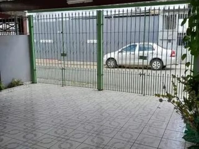Sobrado com 300m² 3 quartos e 3 banheiros, à venda, no bairro Vila Zat em São Paulo