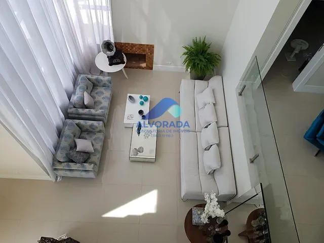 Sobrado com 900m² 4 quartos e 5 banheiros, à venda, no bairro Condomínio Reserva do Paratehy em São José dos Campos