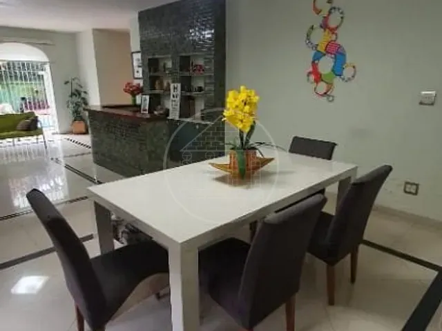 Sobrado com 500m² 4 quartos e 3 banheiros, à venda, no bairro Jardim Guarapiranga em São Paulo