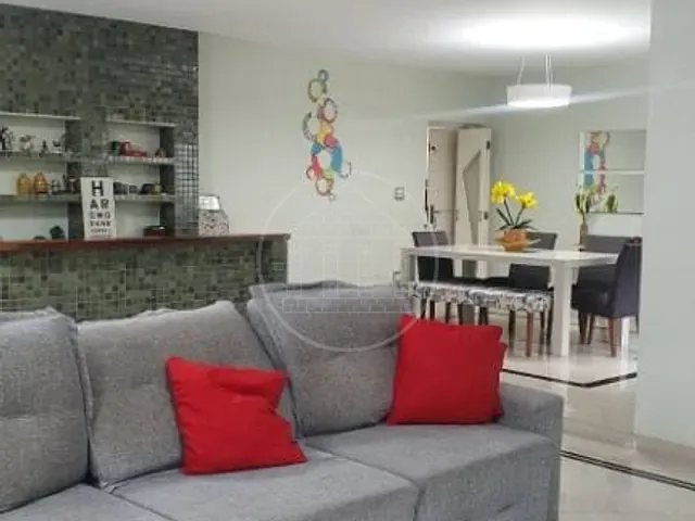 Sobrado com 500m² 4 quartos e 3 banheiros, à venda, no bairro Jardim Guarapiranga em São Paulo