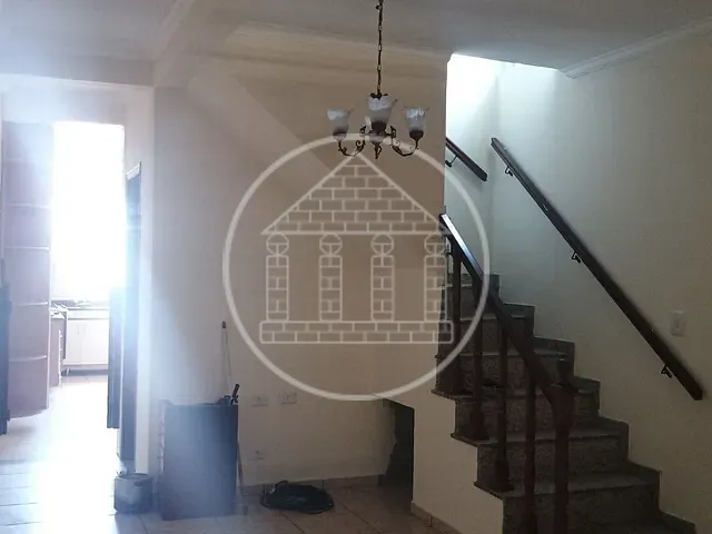 Sobrado com 140m² 3 quartos e 1 banheiro, à venda, no bairro Jardim Maria Amália em São Paulo