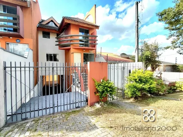 Sobrado 3 quartos e 1 banheiro, para alugar, no bairro Vista Alegre em Curitiba