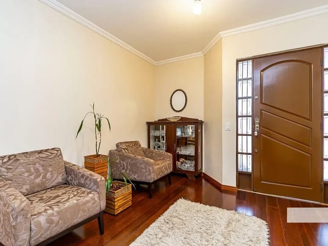 Sobrado 3 quartos e 8 banheiros, à venda, no bairro Jardim das Américas em Curitiba
