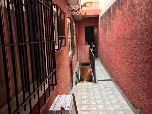 Sobrado com 125m², à venda, no bairro Vila Dirce em Mauá