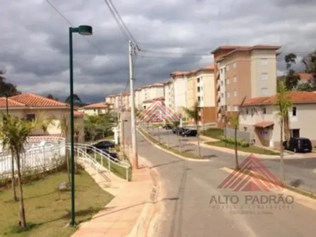 Sobrado 3 quartos e 1 banheiro, à venda, no bairro Chácara Rincão em Cotia