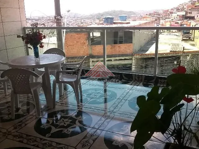 Sobrado com 190m² 4 quartos e 3 banheiros, à venda, no bairro Jardim Itapark Velho em Mauá