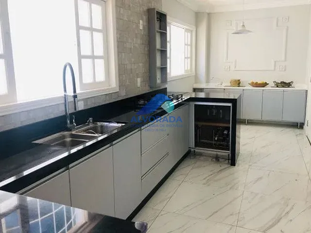 Sobrado com 450m² 6 quartos e 6 banheiros, à venda, no bairro Jardim Aquarius em São José dos Campos