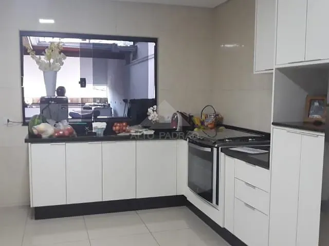 Sobrado com 125m² 3 quartos e 3 banheiros, à venda, no bairro Vila Bocaina em Mauá