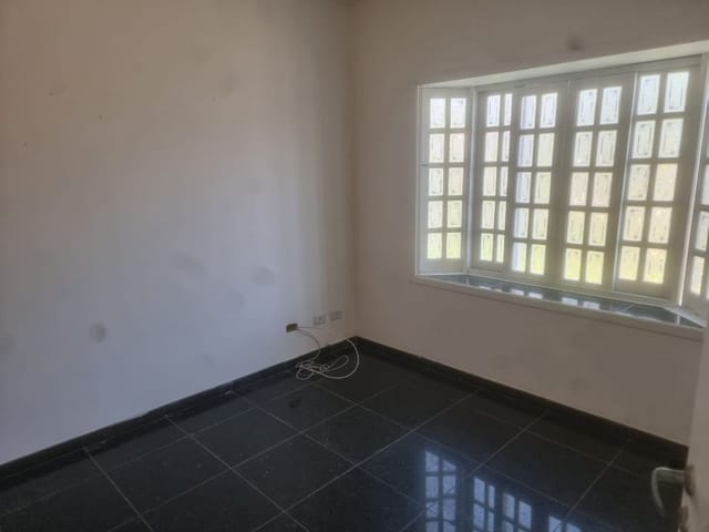 Sobrado com 360m² 4 quartos e 5 banheiros, à venda, no bairro Alphaville em Santana de Parnaíba
