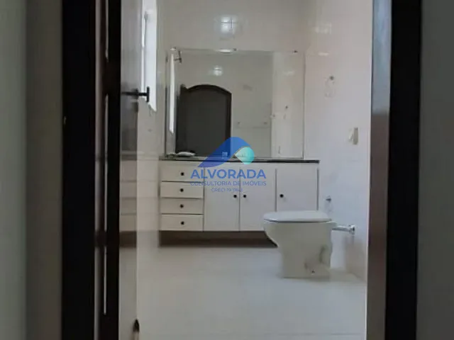 Sobrado com 204m² 3 quartos e 3 banheiros, à venda, no bairro Jardim Julieta em Caçapava