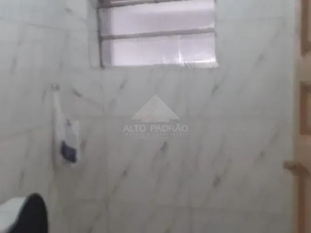 Sobrado com 265m² 1 quarto e 1 banheiro, à venda, no bairro Parque das Américas em Mauá