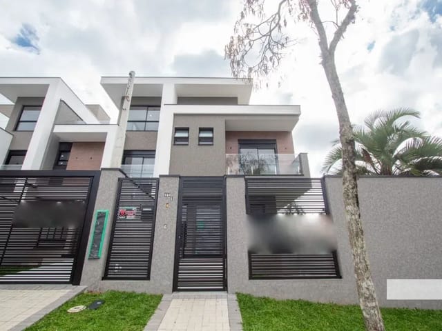 Sobrado 3 quartos e 9 banheiros, à venda, no bairro Jardim das Américas em Curitiba