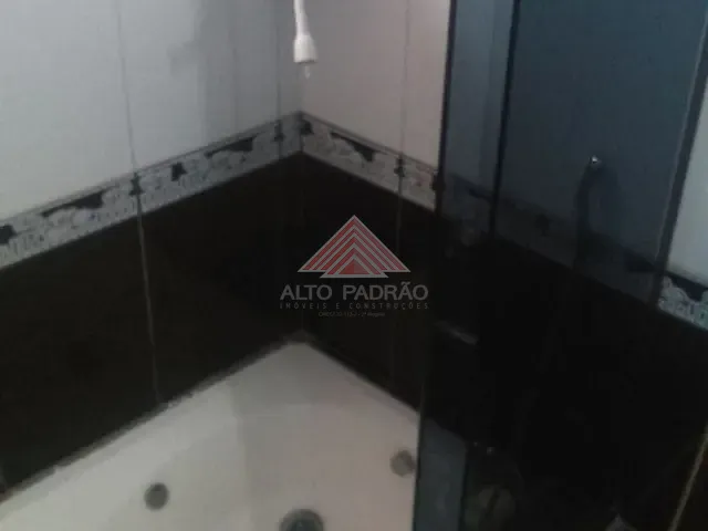 Sobrado 2 quartos e 2 banheiros, à venda, no bairro Jardim Ipê em Mauá