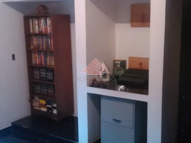 Sobrado 2 quartos e 2 banheiros, à venda, no bairro Jardim Ipê em Mauá