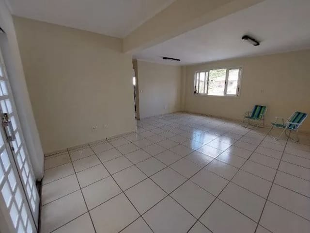 Sobrado com 180m² 5 quartos e 4 banheiros, à venda ou para alugar, no bairro Jardim Ester em São Paulo