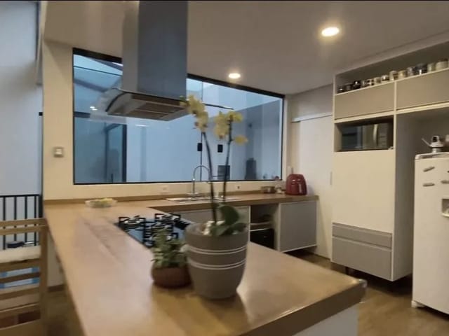Sobrado com 450m² 6 quartos e 3 banheiros, à venda, no bairro Perdizes em São Paulo