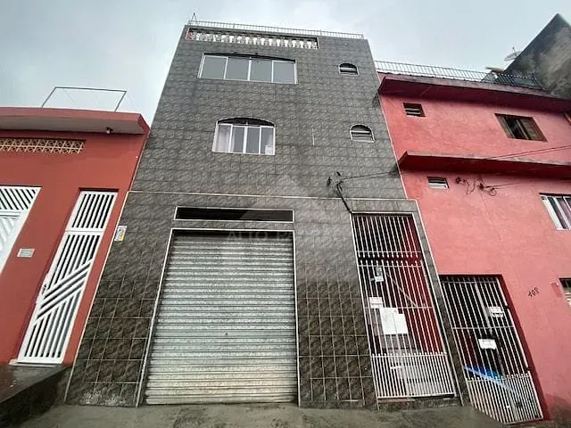 Sobrado com 125m² 4 quartos e 2 banheiros, à venda, no bairro Jardim São Gabriel em Mauá
