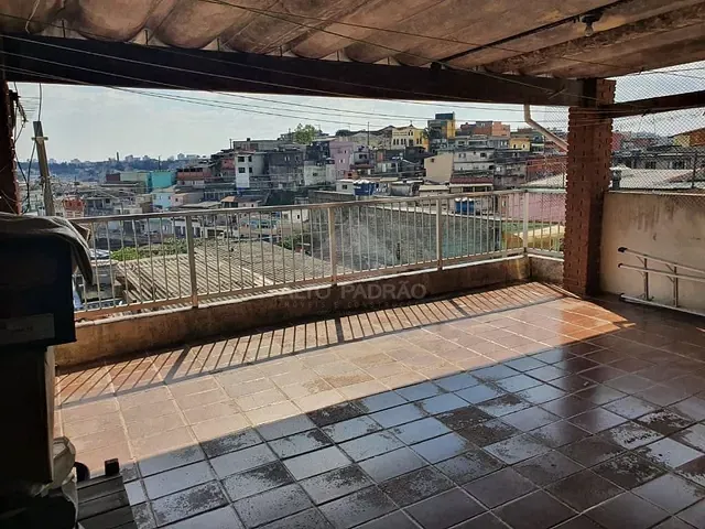 Sobrado com 125m² 3 quartos e 2 banheiros, à venda, no bairro Jardim Itapark Velho em Mauá