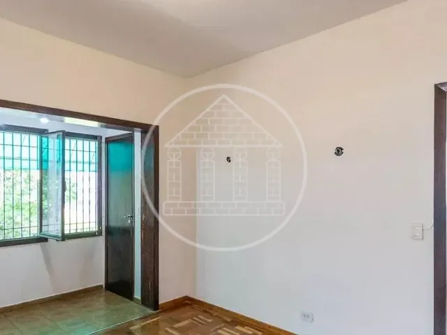 Sobrado com 223m² 3 quartos e 2 banheiros, à venda, no bairro Vila Santa Catarina em São Paulo