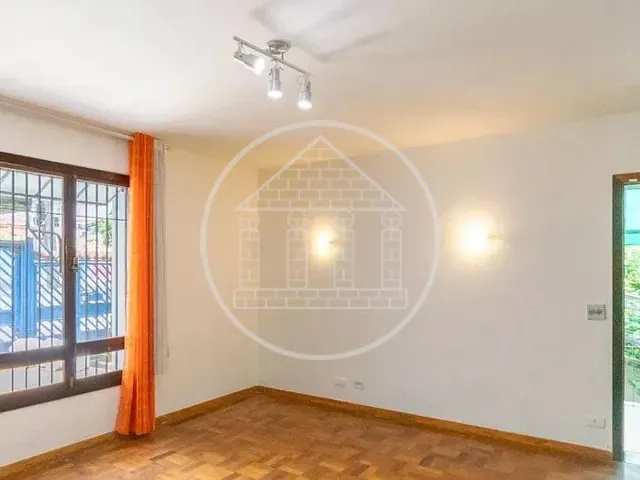 Sobrado com 223m² 3 quartos e 2 banheiros, à venda, no bairro Vila Santa Catarina em São Paulo