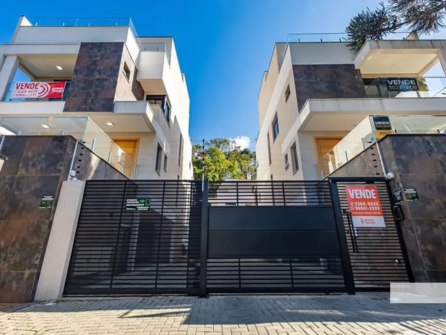 Sobrado 3 quartos e 8 banheiros, à venda, no bairro Bom Retiro em Curitiba