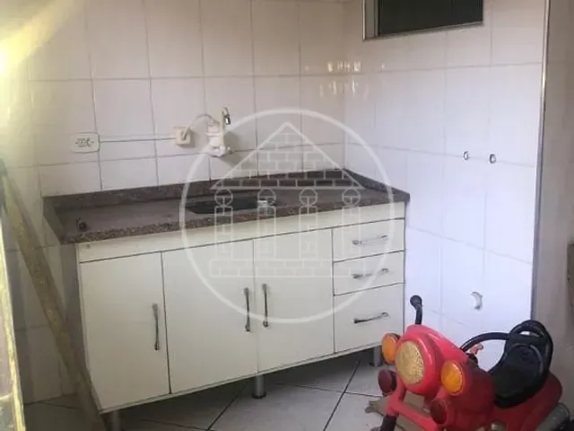 Sobrado com 150m² 3 quartos e 4 banheiros, à venda, no bairro Rio Bonito em São Paulo