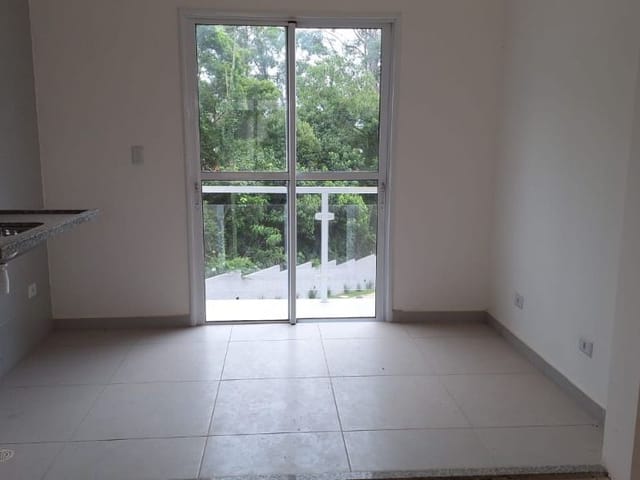 Sobrado com 130m² 3 quartos e 3 banheiros, à venda, no bairro Jardim Ipes em Cotia