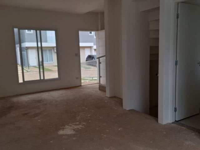 Sobrado com 130m² 3 quartos e 3 banheiros, à venda, no bairro Jardim Ipes em Cotia